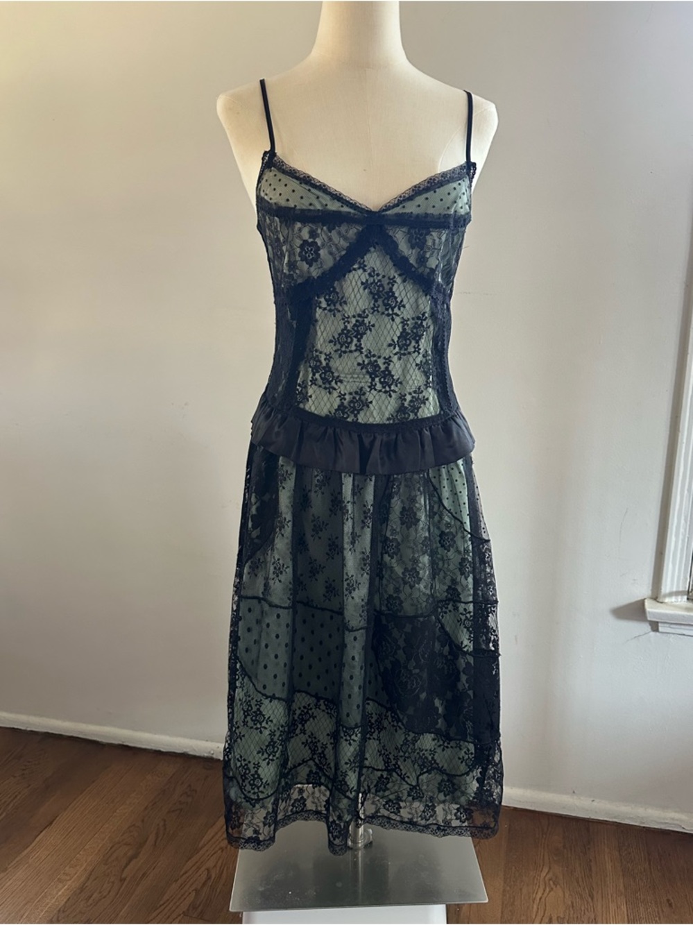Kimchi & Blue - Black Lace Slip Dress